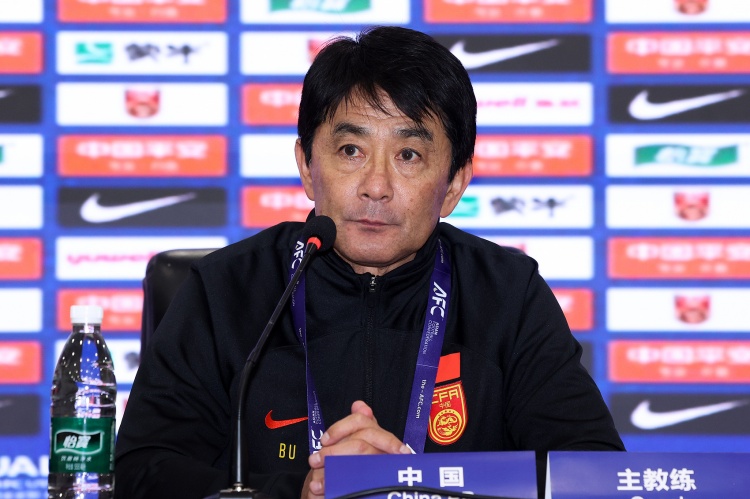 国少双线出击亚洲杯：女足主场开门红可期，男足受易地影响备战不足