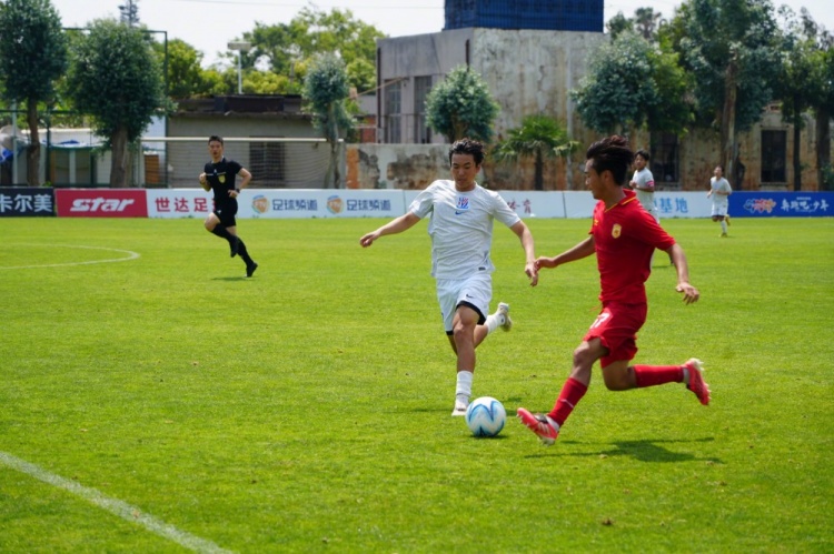 申花2-2青年星 两球领先被追平 小组头名晋级